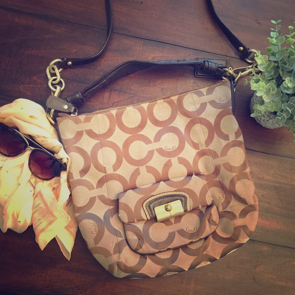 ✨Coach CC Crossbody Purse✨